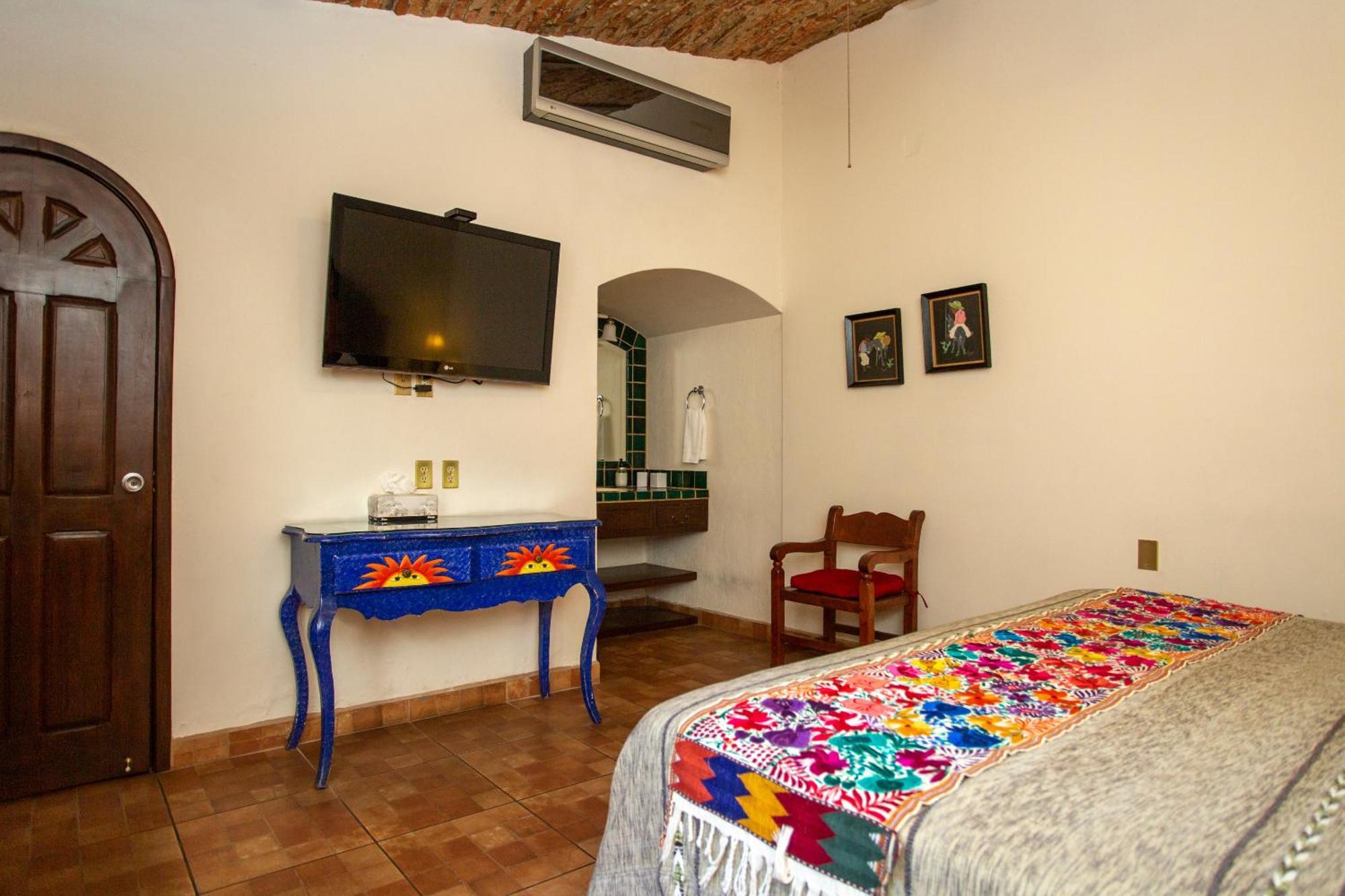 Quinta Don Jose Boutique Hotel Tlaquepaque Ruang foto