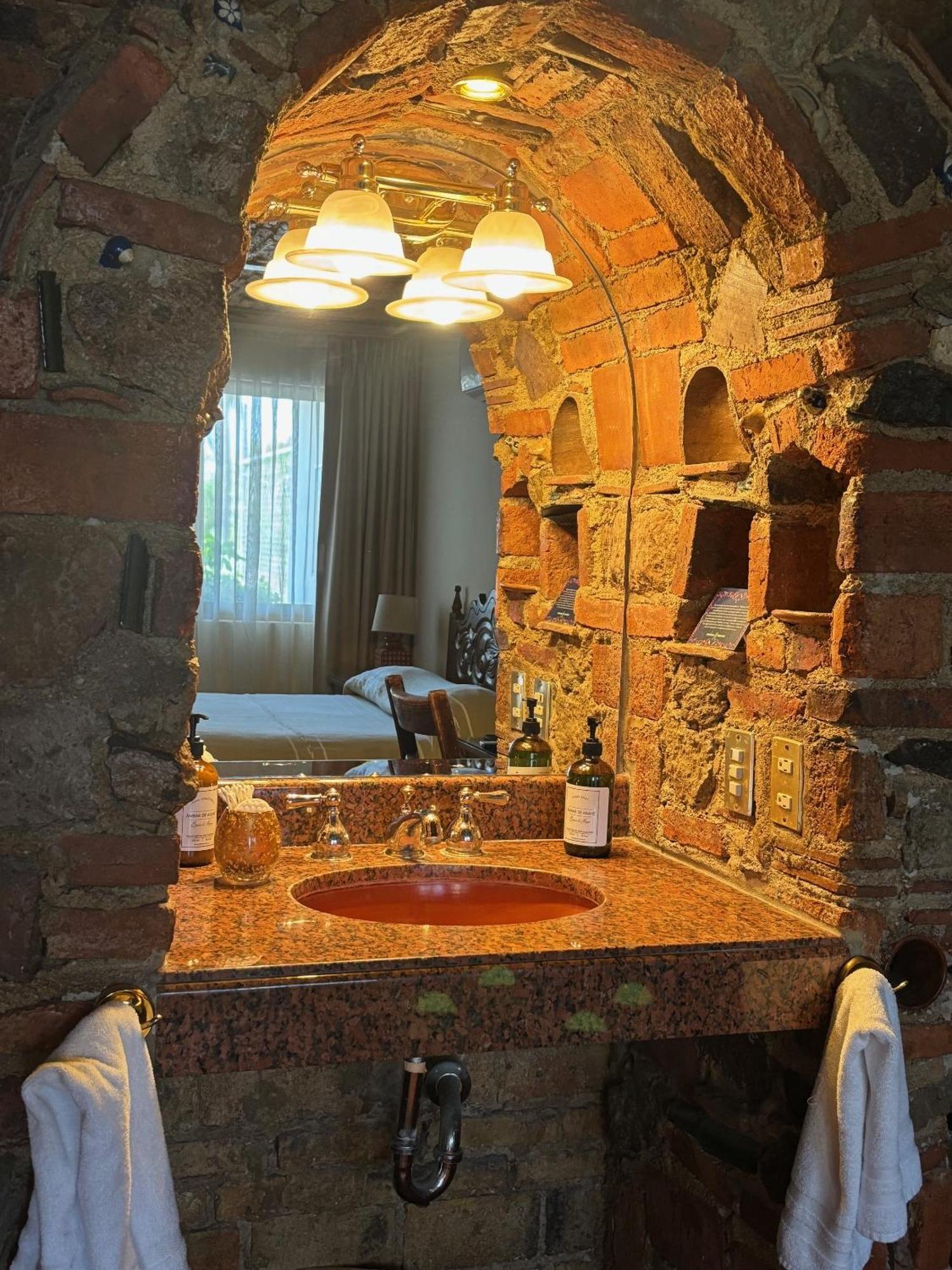 Quinta Don Jose Boutique Hotel Tlaquepaque Ruang foto