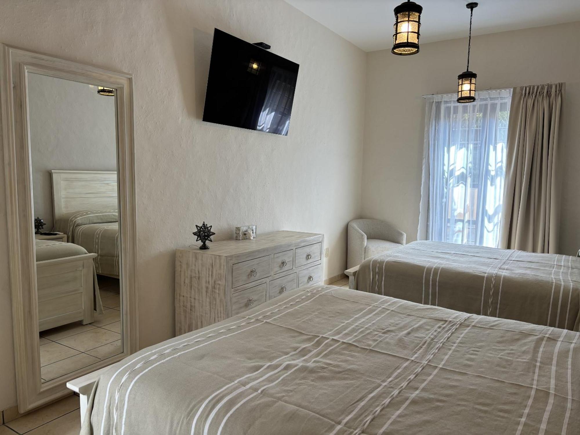 Quinta Don Jose Boutique Hotel Tlaquepaque Ruang foto