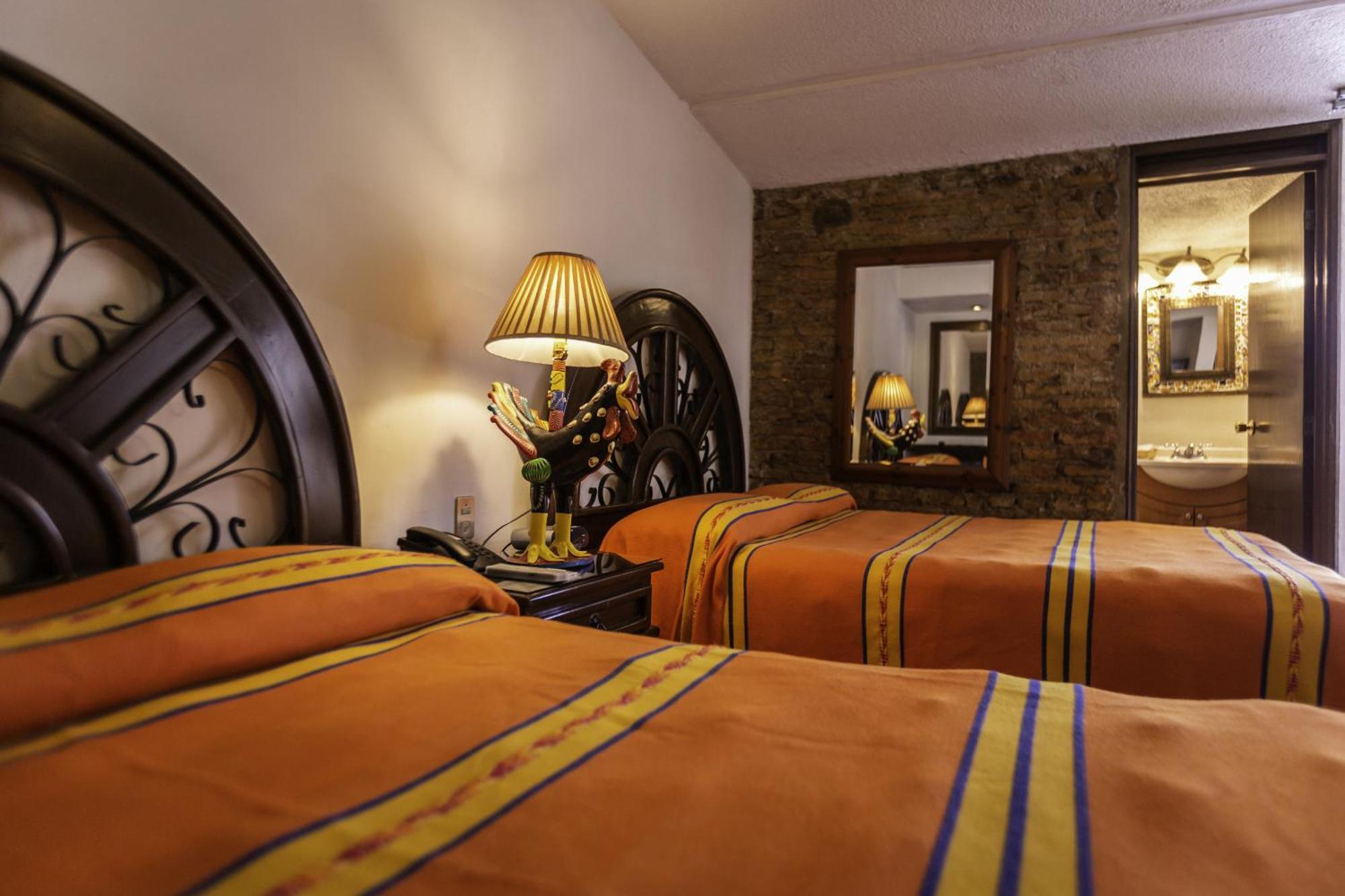 Quinta Don Jose Boutique Hotel Tlaquepaque Ruang foto